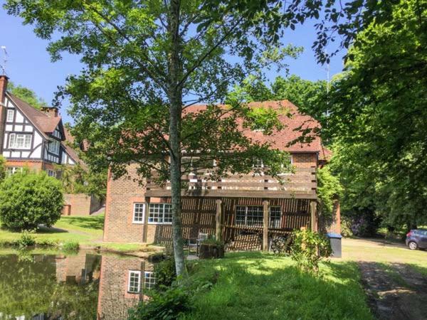 Miswells Cottages - Lake View Turners Hill Buitenkant foto