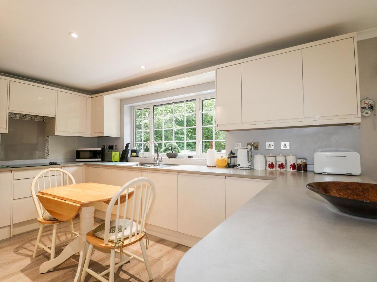 Miswells Cottages - Lake View Turners Hill Buitenkant foto