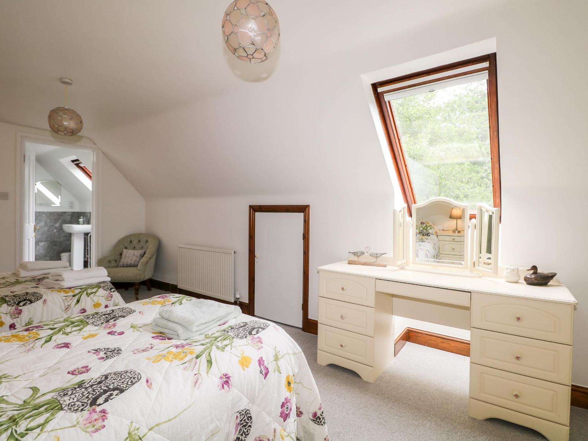 Miswells Cottages - Lake View Turners Hill Buitenkant foto