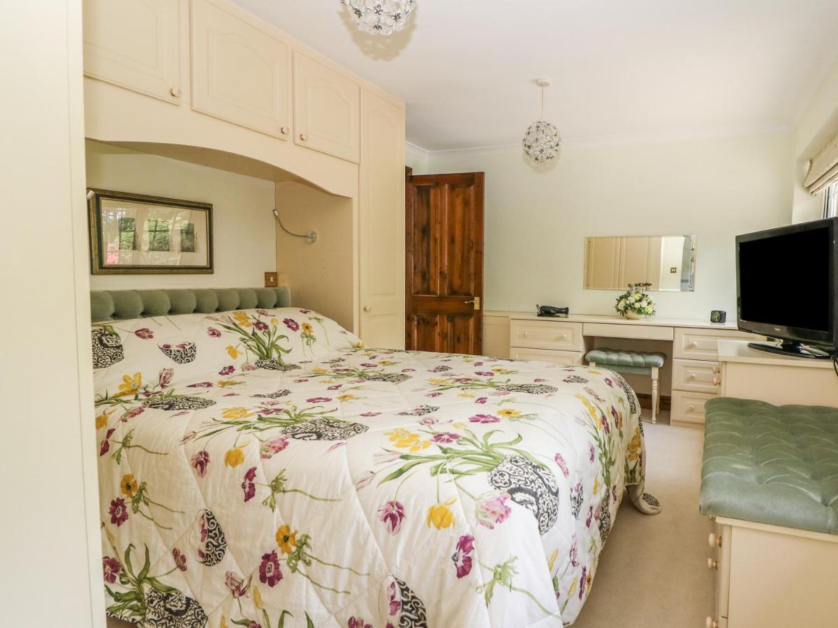 Miswells Cottages - Lake View Turners Hill Buitenkant foto