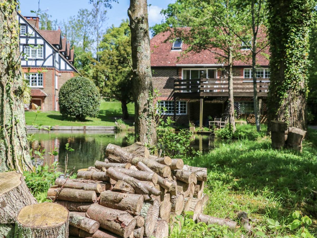 Miswells Cottages - Lake View Turners Hill Buitenkant foto