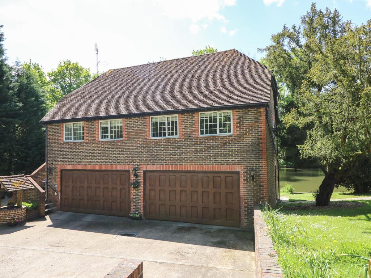 Miswells Cottages - Lake View Turners Hill Buitenkant foto